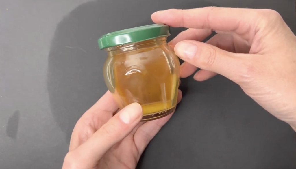 how to make your own shellac tutorial and details on 3 ways you can use it in icon painting.
